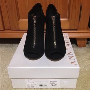 Ann Taylor Mattie Zipper Shootie